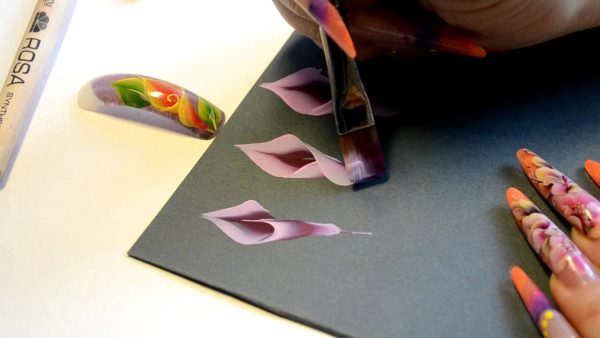 Пример рисунка цветов кистью