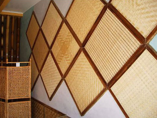 Пример украшения бамбуковыми панелями